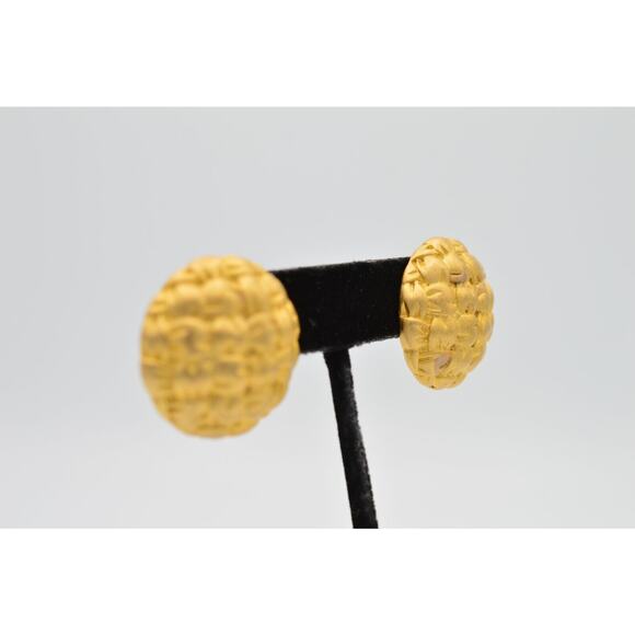 Givenchy Vintage Earrings Brushed Gold Matte Quilted Round Chunky Signed 80s 9I - Picture 5 of 10